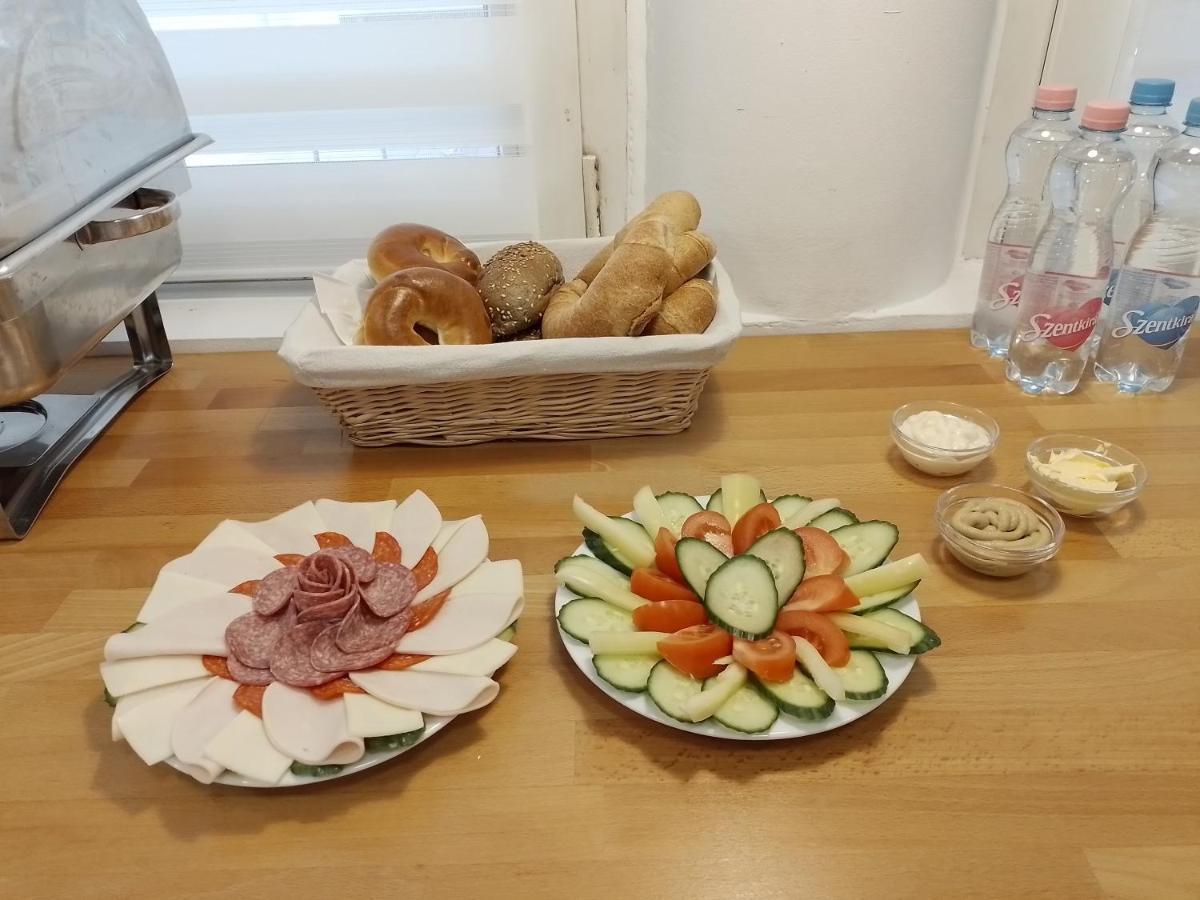 Pahok Apartmanhaz Alsopahok Apartment Екстериор снимка